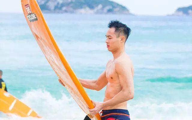 成飞集成(002190.SZ)发预减,预计2023年净利润1300万元–1900万元 下降67.48%至77.75%